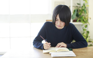 日本大学生每天学习几个小时
